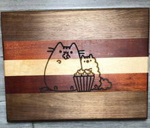Load image into Gallery viewer, Engraved Striped Cutting Board